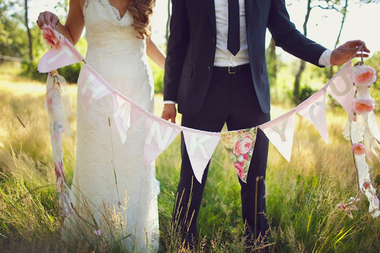 DIY wedding bunting banner 